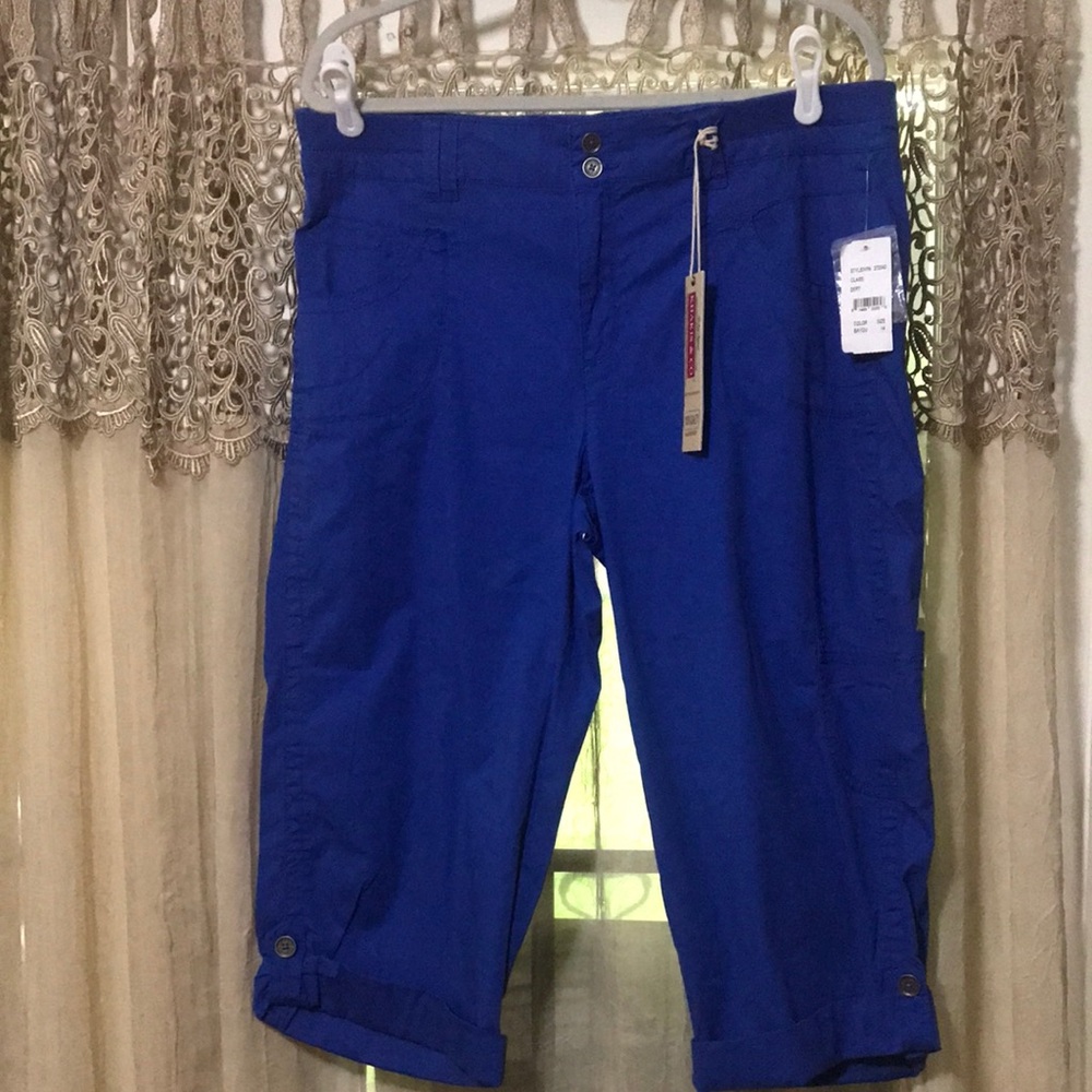 Khakis & Co Capris Pants